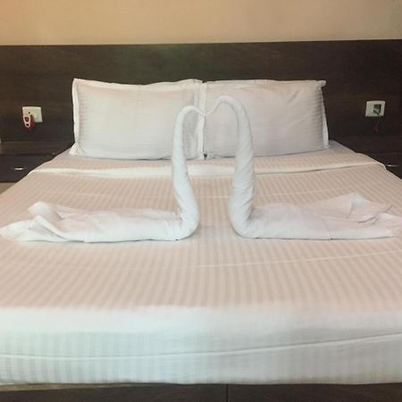Ave Maria Guest House Candolim Luaran gambar