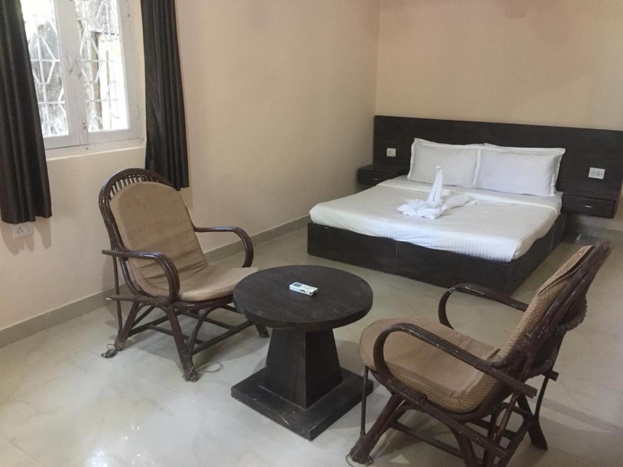 Ave Maria Guest House Candolim Luaran gambar