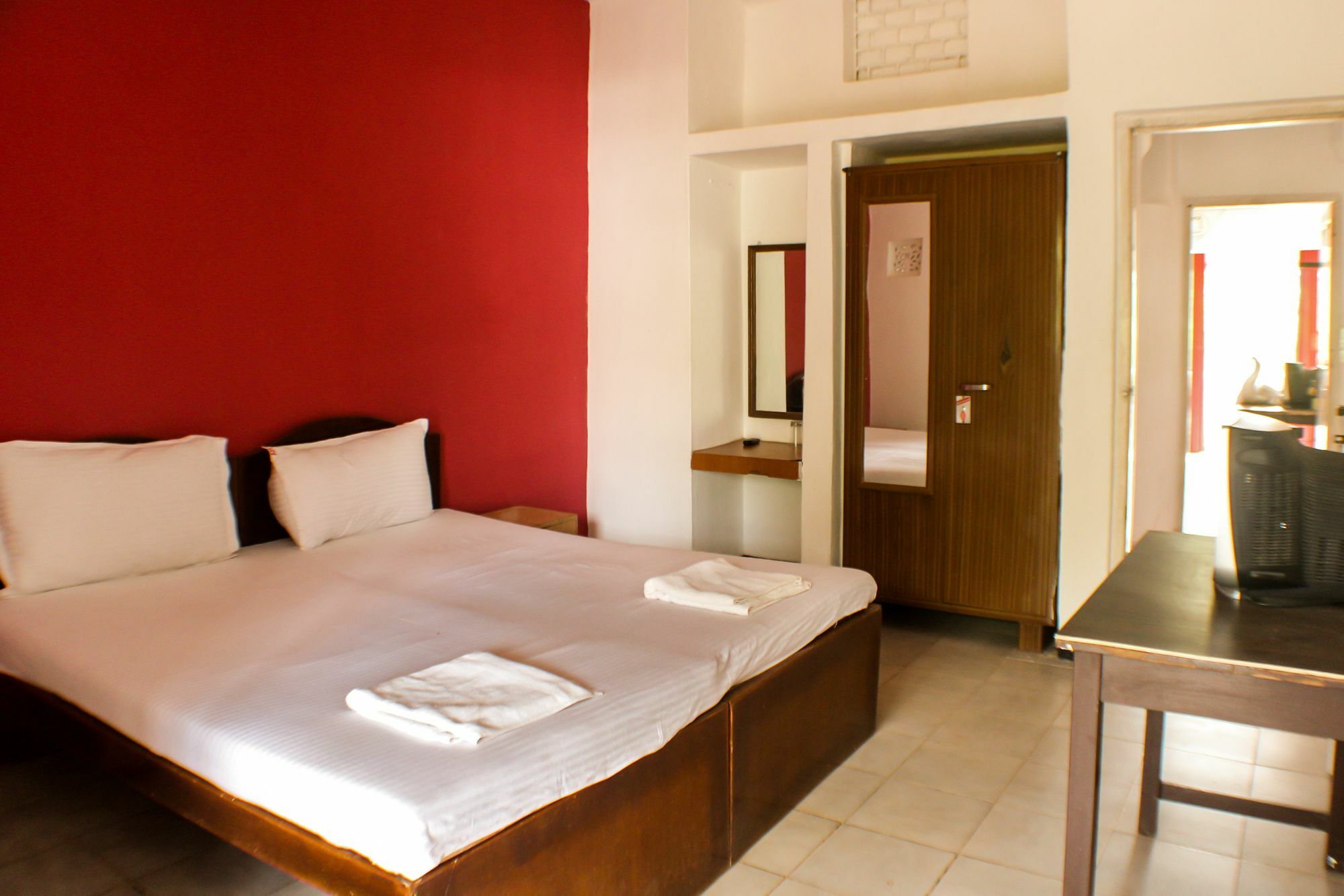 Ave Maria Guest House Candolim Luaran gambar